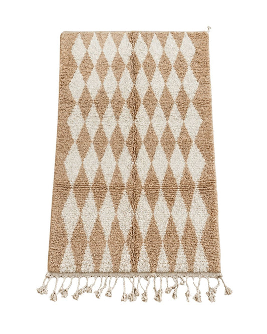 Beige and ivory handmade Moroccan wool rug with a repeating diamond pattern. 